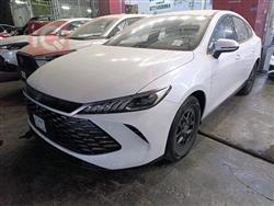 بی وای دی Qin Plus